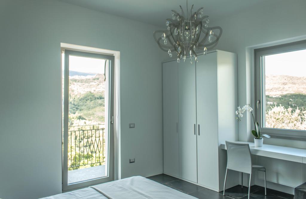Suite16 Rutino Bagian luar foto